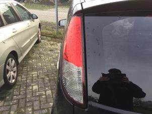 Gebruikte Achterlicht links Peugeot iOn iOn Prijs € 157,50 Margeregeling aangeboden door Reclycar De Boer BV