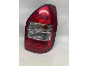 Gebruikte Achterlicht rechts Opel Zafira Prijs € 42,00 Margeregeling aangeboden door Reclycar De Boer BV