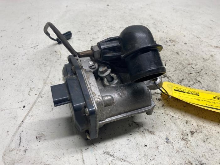 Gebruikte Gasklephuis Renault Kangoo Express (FW) 1.5 dCi 75 FAP Prijs € 52,50 Margeregeling aangeboden door Reclycar De Boer BV