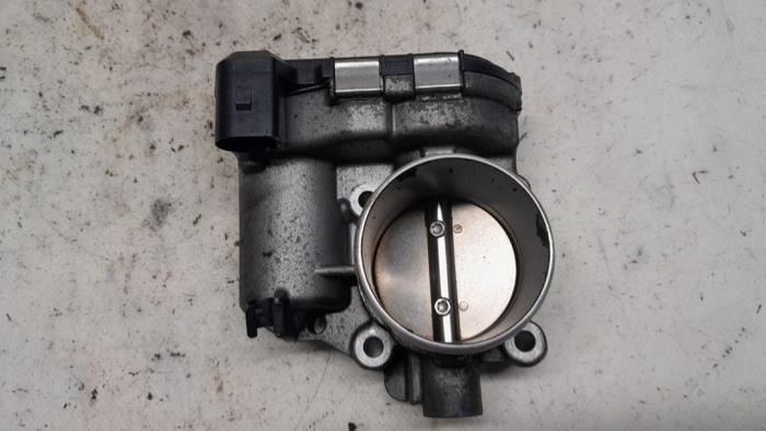 Gebruikte Gasklephuis Volvo V60 I (FW/GW) 1.6 T4 16V Prijs € 52,50 Margeregeling aangeboden door Reclycar De Boer BV