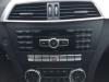 Radio CD Speler van een Mercedes C (W204), 2007 / 2014 1.8 C-180 CGI 16V, Sedan, 4Dr, Benzine, 1.796cc, 115kW (156pk), RWD, M271820, 2007-01 / 2014-01, 204.049 2012