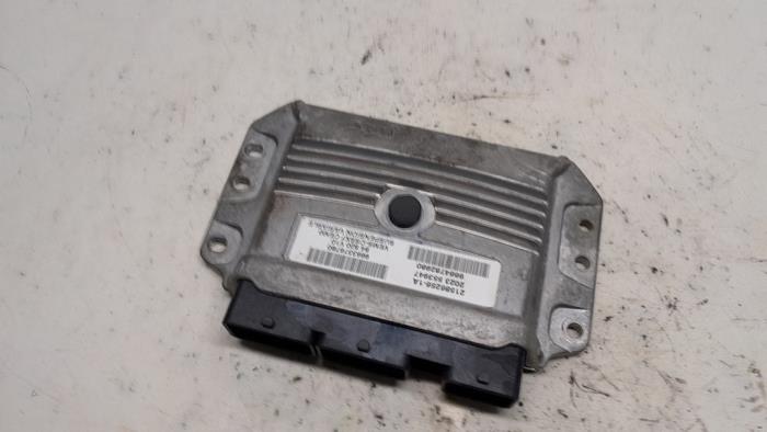 Gebruikte Veercomputer Citroen C5 III Berline (RD) 3.0 HDiF V6 24V Prijs € 105,00 Margeregeling aangeboden door Reclycar De Boer BV