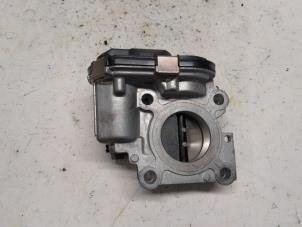 Gebruikte Gasklephuis Dacia Duster (SR) 1.0 TCE 100 Bi-Fuel, Eco-G 12V Prijs € 131,25 Margeregeling aangeboden door Reclycar De Boer BV