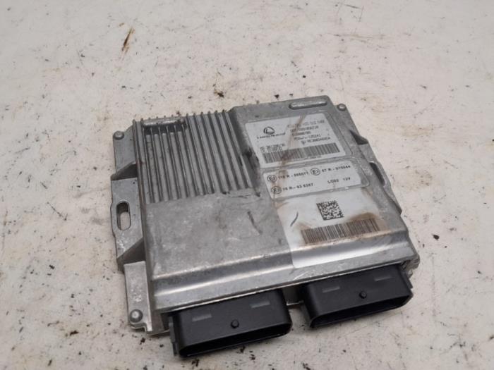 Gebruikte LPG Module Dacia Duster (SR) 1.0 TCE 100 Bi-Fuel, Eco-G 12V Prijs € 157,50 Margeregeling aangeboden door Reclycar De Boer BV