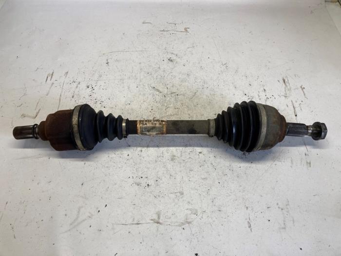 Gebruikte Steekas links-voor Peugeot 407 (6C/J) 3.0 HDiF V6 24V Prijs € 78,75 Margeregeling aangeboden door Reclycar De Boer BV