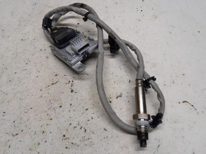 Gebruikte Nox sensor Renault Express 1.5 dCi 75 Prijs € 210,00 Margeregeling aangeboden door Reclycar De Boer BV