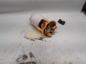 Gebruikte Tank element Pomp Renault Megane IV Estate (RFBK) 1.5 Energy dCi 115 Prijs € 147,00 Margeregeling aangeboden door Reclycar De Boer BV