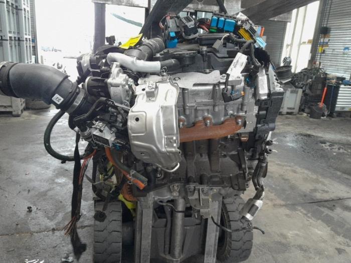 Motor van een Renault Express 1.5 dCi 75 2023