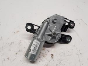 Gebruikte Ruitenwissermotor achter Volkswagen Golf Sportsvan (AUVS) 1.6 TDI BMT 16V Prijs € 36,75 Margeregeling aangeboden door Reclycar De Boer BV