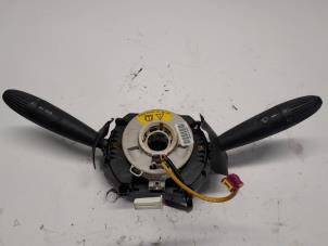 Gebruikte Licht + Raw Schakelaar Ford Ka II 1.2 Prijs € 26,25 Margeregeling aangeboden door Reclycar De Boer BV