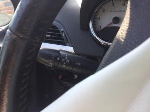 Gebruikte Combischakelaar Stuurkolom Peugeot 207/207+ (WA/WC/WM) 1.4 16V Prijs € 36,75 Margeregeling aangeboden door Reclycar De Boer BV