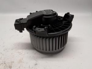 Gebruikte Blower Suzuki Swift (ZA/ZC/ZD1/2/3/9) 1.3 VVT 16V Prijs € 21,00 Margeregeling aangeboden door Reclycar De Boer BV