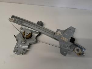 Gebruikte Raammechaniek 4Deurs rechts-achter Citroen C5 III Tourer (RW) 1.6 HDiF 16V 110 Prijs € 36,75 Margeregeling aangeboden door Reclycar De Boer BV