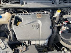 Gebruikte Motor Fiat Bravo (198A) 1.4 T-Jet 16V 120 Prijs € 840,00 Margeregeling aangeboden door Reclycar De Boer BV