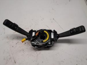 Gebruikte Combischakelaar Stuurkolom Volvo V40 (MV) 1.6 D2 Prijs € 52,50 Margeregeling aangeboden door Reclycar De Boer BV