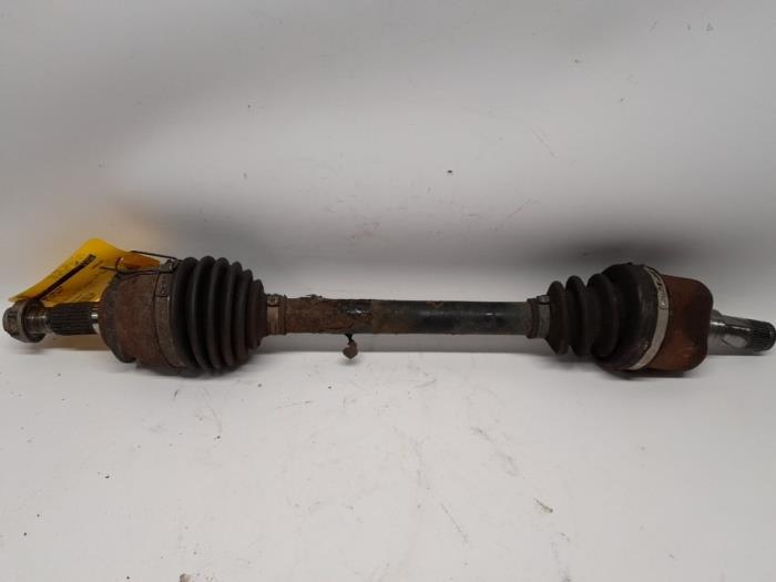 Gebruikte Aandrijfas links-voor Mini Clubman (R55) 1.6 16V One Prijs € 42,00 Margeregeling aangeboden door Reclycar De Boer BV