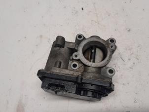 Gebruikte Gasklephuis Renault Laguna III Estate (KT) 2.0 Turbo 16V GT Prijs € 126,00 Margeregeling aangeboden door Reclycar De Boer BV