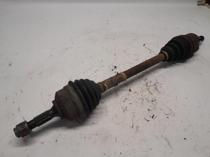 Gebruikte Steekas links-voor Peugeot 207 SW (WE/WU) 1.4 Prijs € 26,25 Margeregeling aangeboden door Reclycar De Boer BV