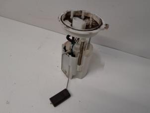 Gebruikte Tank element Pomp Volkswagen Golf VI (5K1) 1.4 16V Prijs € 73,50 Margeregeling aangeboden door Reclycar De Boer BV