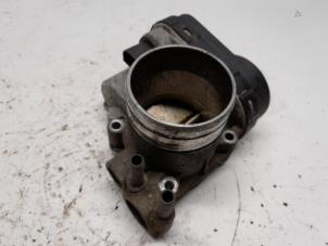 Gebruikte Gasklephuis Mercedes A (W168) 1.4 A-140 Prijs € 36,75 Margeregeling aangeboden door Reclycar De Boer BV