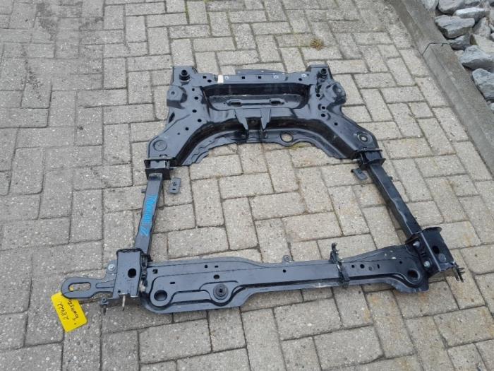 Gebruikte Subframe Nissan Townstar 44 kWh Prijs € 157,50 Margeregeling aangeboden door Reclycar De Boer BV
