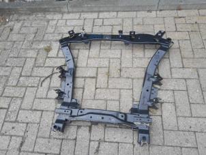 Gebruikte Subframe Dacia Duster (SR) 1.0 TCE 100 Bi-Fuel, Eco-G 12V Prijs € 315,00 Margeregeling aangeboden door Reclycar De Boer BV