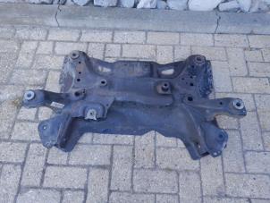 Gebruikte Subframe Peugeot 508 (8D) 1.6 HDiF 16V Prijs € 52,50 Margeregeling aangeboden door Reclycar De Boer BV