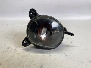 Gebruikte Mistlamp links-voor Toyota Corolla Verso (R10/11) 1.8 16V VVT-i Prijs € 21,00 Margeregeling aangeboden door Reclycar De Boer BV