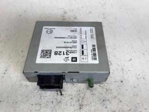 Gebruikte Radio module Opel Mokka/Mokka X 1.4 Turbo 16V Bi-fuel ecoFLEX 4x2 Prijs € 105,00 Margeregeling aangeboden door Reclycar De Boer BV