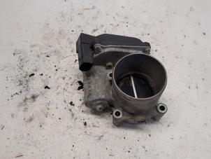 Gebruikte Gasklephuis Volkswagen Polo IV (9N1/2/3) 1.4 16V Prijs € 36,75 Margeregeling aangeboden door Reclycar De Boer BV