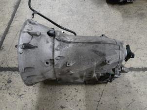 Gebruikte Automaatbak Mercedes E Combi (S210) 2.4 E-240 V6 18V Prijs € 315,00 Margeregeling aangeboden door Reclycar De Boer BV