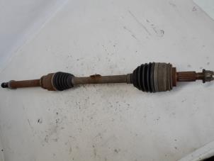 Gebruikte Aandrijfas rechts-voor Renault Grand Scénic III (JZ) 1.6 dCi Prijs € 42,00 Margeregeling aangeboden door Reclycar De Boer BV