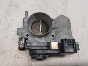 Gebruikte Gasklephuis Opel Astra H SW (L35) 1.6 16V Twinport Prijs € 52,50 Margeregeling aangeboden door Reclycar De Boer BV