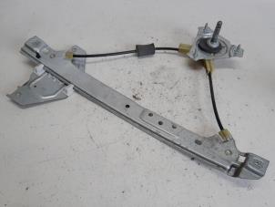 Gebruikte Ruitmechaniek 4Deurs links-achter Citroen C3 (SC) 1.0 Vti 68 12V Prijs € 36,75 Margeregeling aangeboden door Reclycar De Boer BV