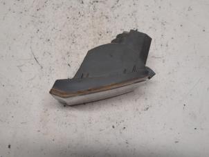 Gebruikte Knipperlicht links Toyota RAV4 (A2) 1.8 16V VVT-i 4x2 Prijs € 15,75 Margeregeling aangeboden door Reclycar De Boer BV