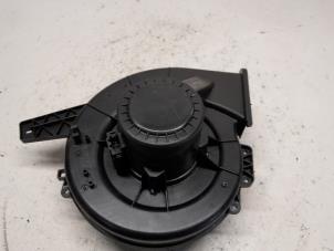 Gebruikte Kachel Ventilatiemotor Audi A1 (8X1/8XK) 1.4 TFSI 16V 122 Prijs € 36,75 Margeregeling aangeboden door Reclycar De Boer BV