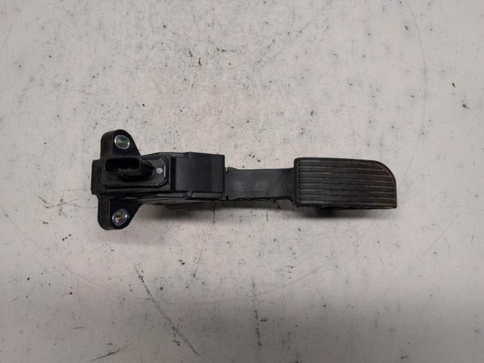 Gebruikte Gaspedaalpositie Sensor Peugeot 108 1.0 12V Prijs € 52,50 Margeregeling aangeboden door Reclycar De Boer BV