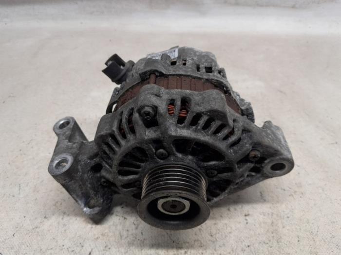 Gebruikte Dynamo Mazda 2 (NB/NC/ND/NE) 1.4 16V Prijs € 36,75 Margeregeling aangeboden door Reclycar De Boer BV