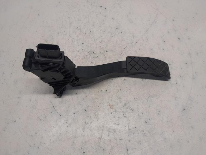 Gebruikte Sensor Gaspedaalpositie Volkswagen Golf Sportsvan (AUVS) 1.4 TSI 16V Prijs € 42,00 Margeregeling aangeboden door Reclycar De Boer BV