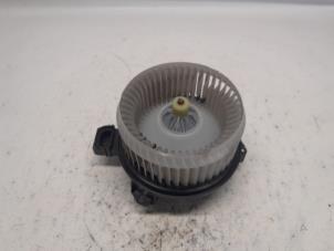 Gebruikte Aanjager Ford S-Max (WPC) 2.0 TDCi 180 16V Prijs € 78,75 Margeregeling aangeboden door Reclycar De Boer BV