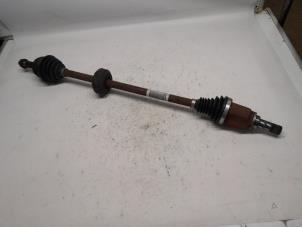 Gebruikte Homokineetas rechts-voor Dacia Sandero II 0.9 TCE 12V Prijs € 78,75 Margeregeling aangeboden door Reclycar De Boer BV