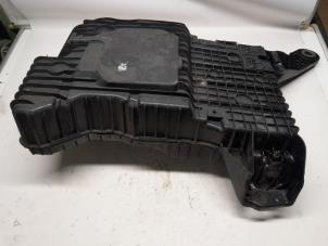 Gebruikte Tank adblue Peugeot 308 SW (L4/L9/LC/LJ/LR) 1.6 BlueHDi 120 Prijs € 472,50 Margeregeling aangeboden door Reclycar De Boer BV