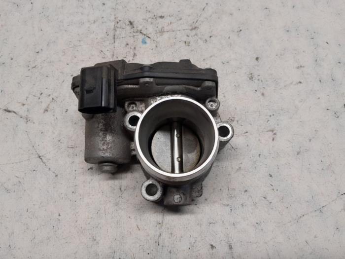 Gebruikte Gasklephuis Ford Fiesta 6 (JA8) 1.0 SCI 12V 80 Prijs € 52,50 Margeregeling aangeboden door Reclycar De Boer BV