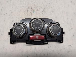 Gebruikte Chaufage Bedieningspaneel Subaru Forester (SH) 2.0 16V BiFuel Prijs € 105,00 Margeregeling aangeboden door Reclycar De Boer BV