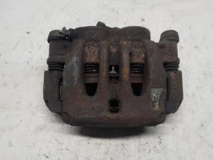 Gebruikte Remklauw (Tang) links-voor Mercedes Vito (447.6) 2.2 116 CDI 16V Prijs € 36,75 Margeregeling aangeboden door Reclycar De Boer BV