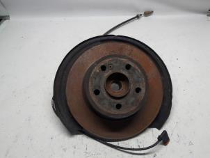Gebruikte Wielnaaf achter Mercedes C (W204) 2.2 C-180 CDI 16V BlueEFFICIENCY Prijs € 36,75 Margeregeling aangeboden door Reclycar De Boer BV