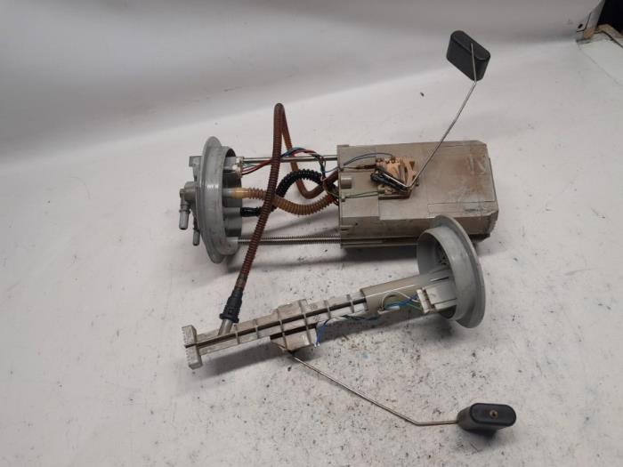 Gebruikte Tank element Pomp Opel Antara (LA6) 2.0 CDTI 16V 4x4 Prijs € 105,00 Margeregeling aangeboden door Reclycar De Boer BV