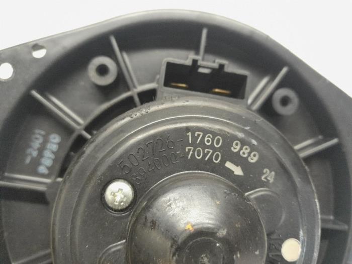 Kachel Ventilatiemotor van een Subaru Forester (SH) 2.0 16V BiFuel 2009