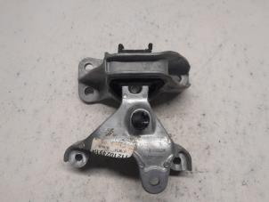 Gebruikte Motorrubber Renault Austral 1.2 E-Tech Hybrid 200 Prijs € 78,75 Margeregeling aangeboden door Reclycar De Boer BV