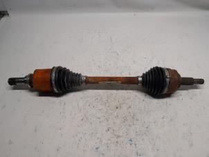 Gebruikte Aandrijfas links-voor Nissan Townstar 45 kWh Prijs € 262,50 Margeregeling aangeboden door Reclycar De Boer BV